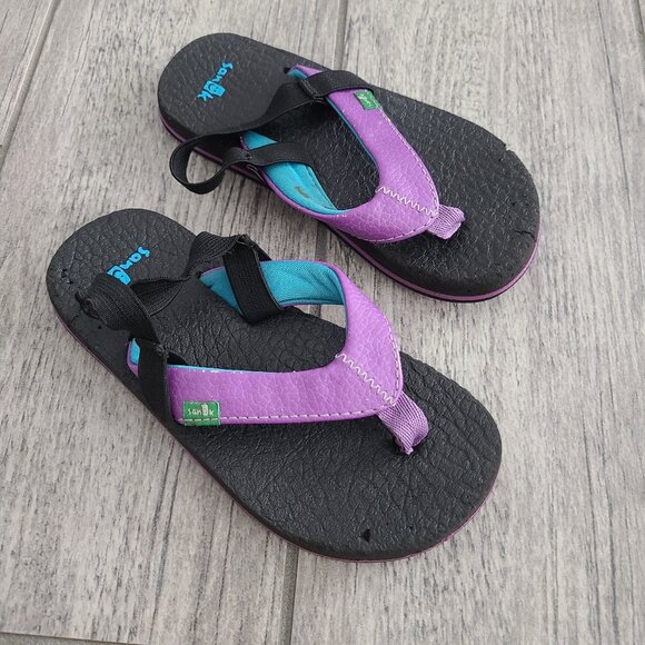 Sanuk Kids Purple & Black Flip Flop Sandals with Heel Strap – Approx. 7" Length - Picture 1 of 5